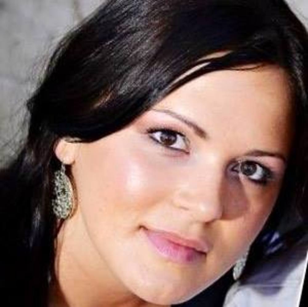 Meet your Posher, Lizzie